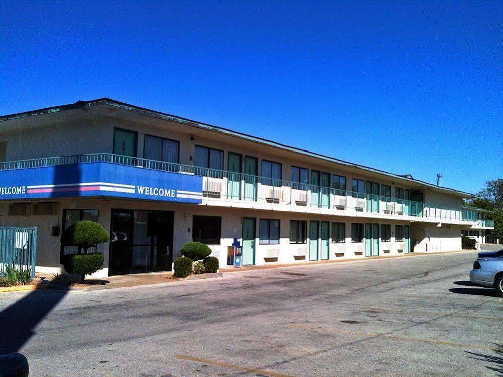 Motel 6 Jonesboro Exterior photo